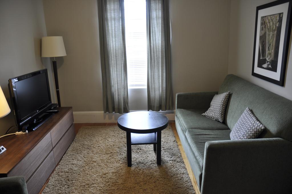Moncton Suites - Apartments Across Georges Dumont Bagian luar foto