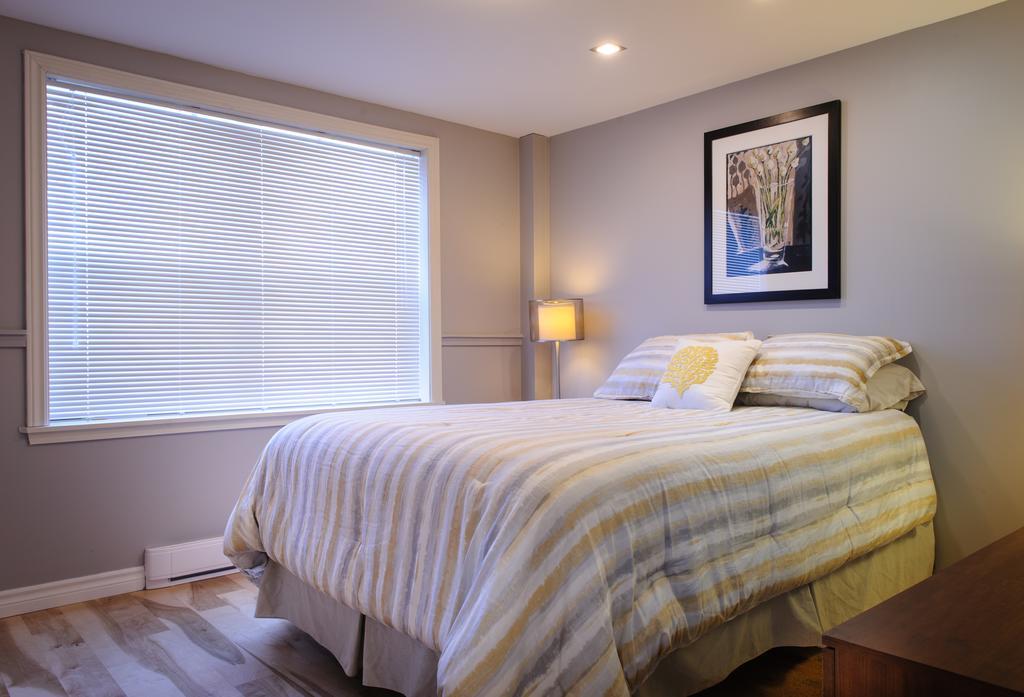 Moncton Suites - Apartments Across Georges Dumont Bagian luar foto