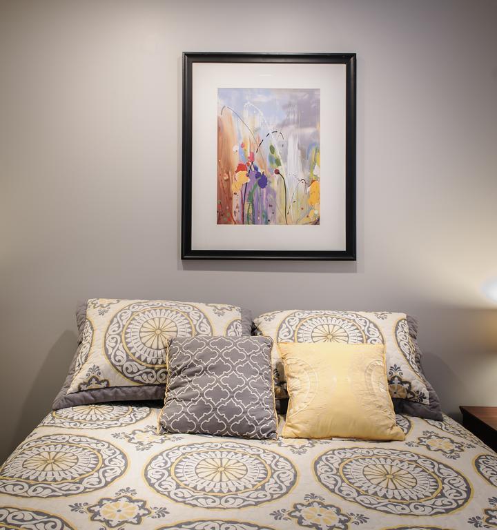 Moncton Suites - Apartments Across Georges Dumont Bagian luar foto