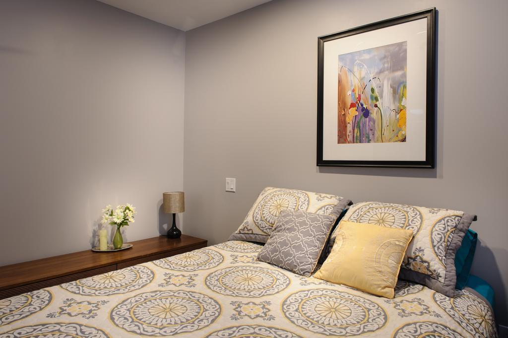 Moncton Suites - Apartments Across Georges Dumont Bagian luar foto