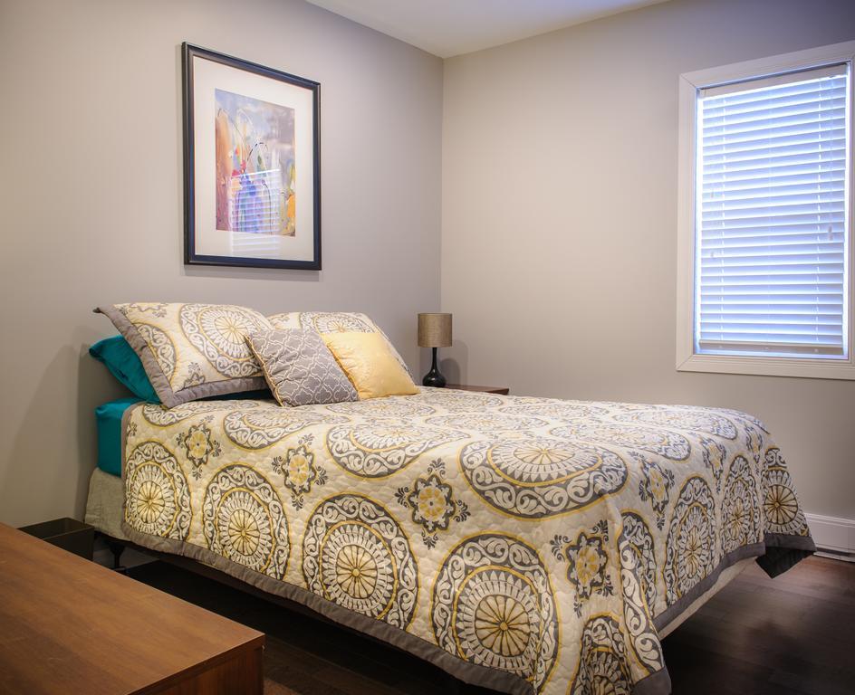 Moncton Suites - Apartments Across Georges Dumont Bagian luar foto