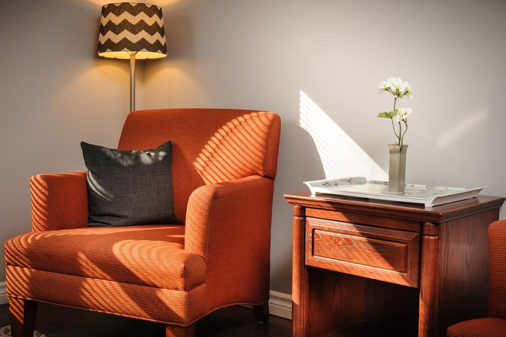 Moncton Suites - Apartments Across Georges Dumont Bagian luar foto