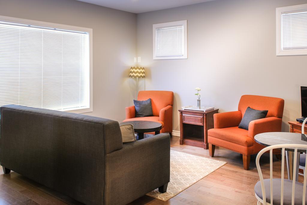 Moncton Suites - Apartments Across Georges Dumont Bagian luar foto
