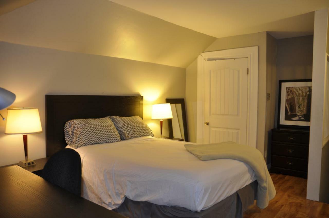 Moncton Suites - Apartments Across Georges Dumont Bagian luar foto