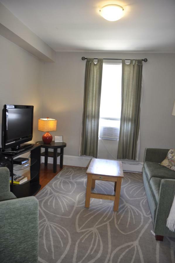 Moncton Suites - Apartments Across Georges Dumont Bagian luar foto